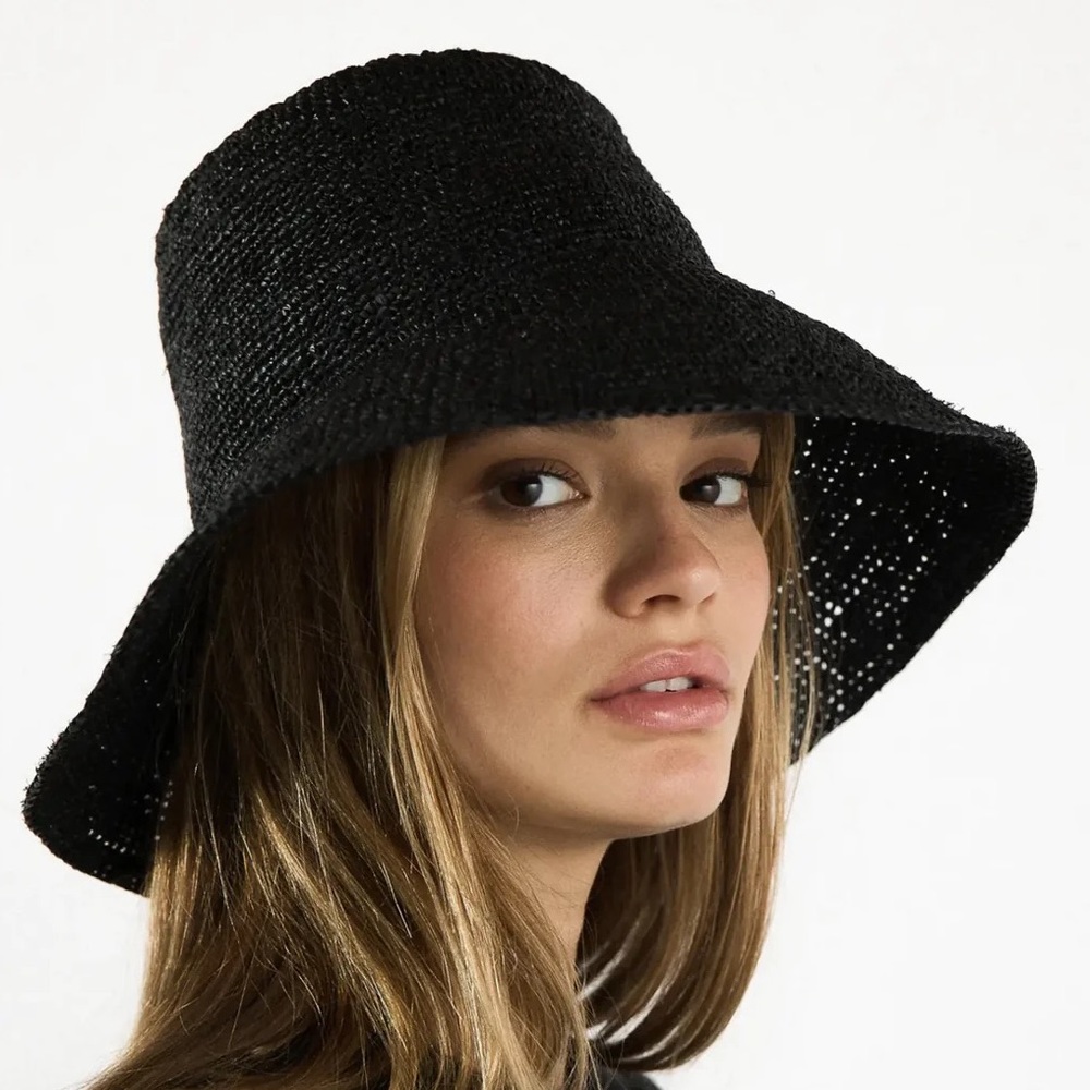 Janessa Leone felix bucket hat